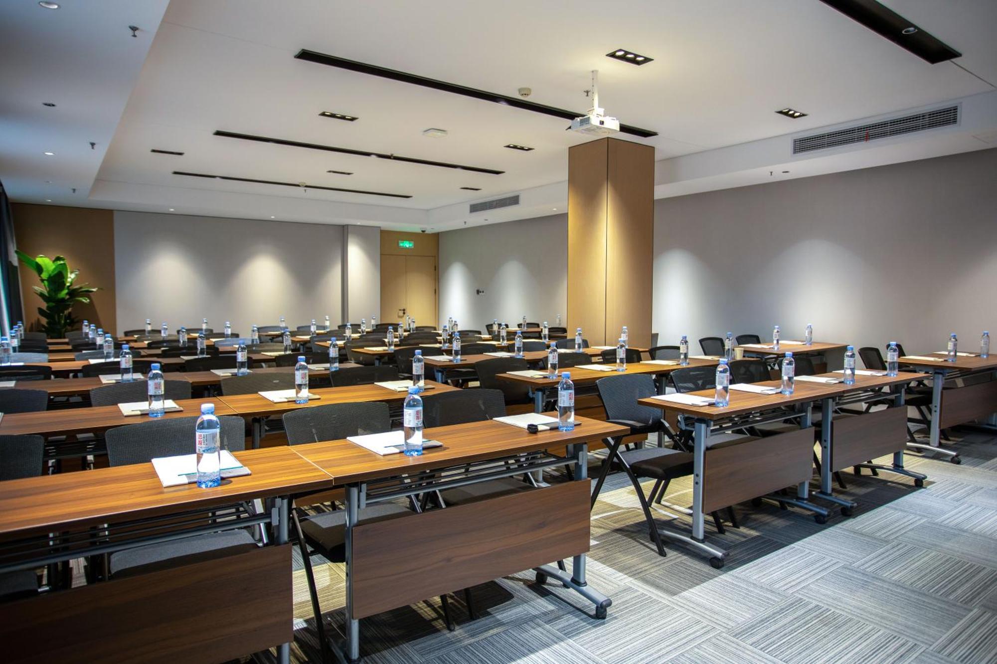 Vx Hotel Shanghai Yixian Road Dabaishu Zewnętrze zdjęcie